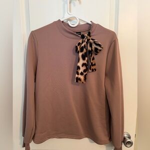 SHEIN Dusty Pink Sweatshirt with Leopard Print Bow